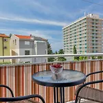 Sun&sea 4 Stars Appartement